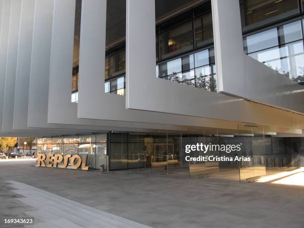 Repsol Location 298 Repsol Headquarters Photos & High Res Pictures - Getty Images
