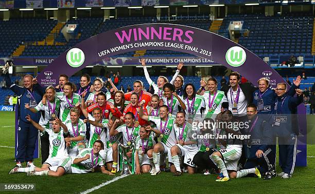 VfL Wolfsburg players celebrate with the trophy after winning the UEFA Women's Champions League final match between VfL Wolfsburg and Olympique...