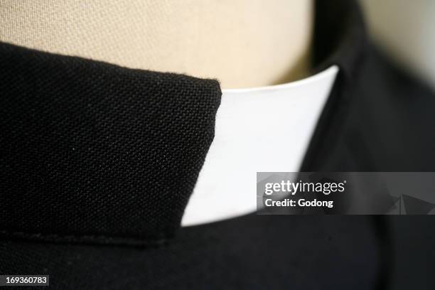Clergyman's collar