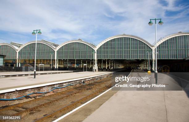 Hull Paragon Railway Station Photos And Premium High Res Pictures 31050-hull-station-hull-paragon-railway-station-1903-04-flickr