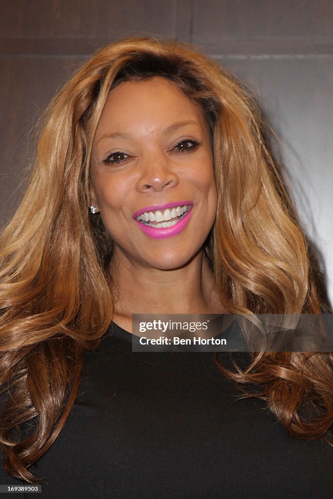 Wendy Williams Signs Copies Of Her New Book "Ask Wendy"