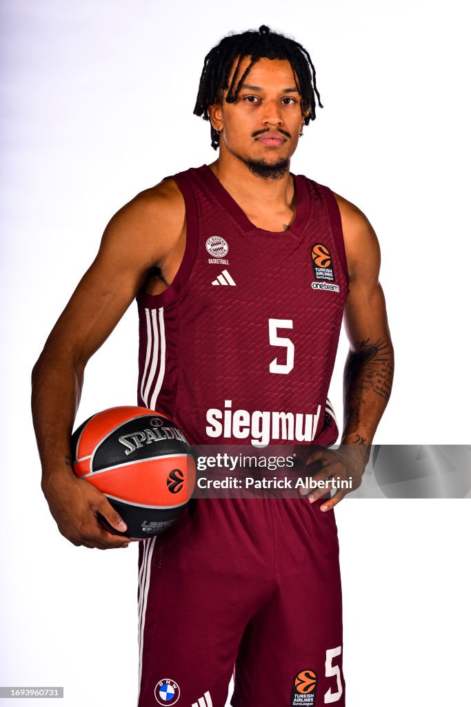 Nelson Weidemann, 5 poses during 2023/2024 Turkish Airlines