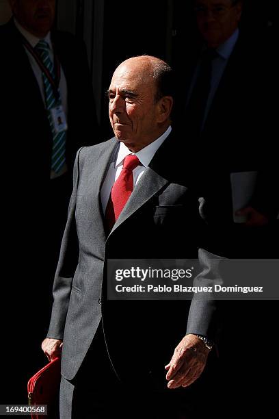 President of Spanish bank Santander Emilio Botin leaves court on May 24, 2013 in Madrid, Spain. Spain's National Court has called the chairmen of...