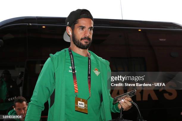 Isco Alarcon of Real Betis arrives at the stadium prior to the UEFA Europa League 2023/24 match between Rangers FC and Real Betis at Ibrox Stadium on...