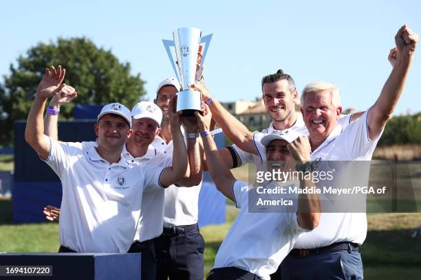Kipp Popert, Garrett Hilbert, Novak Djokovic, Leonardo Fioravanti, Gareth Bale, and Colin Montgomerie of Team Montgomerie celebrate after winning the...