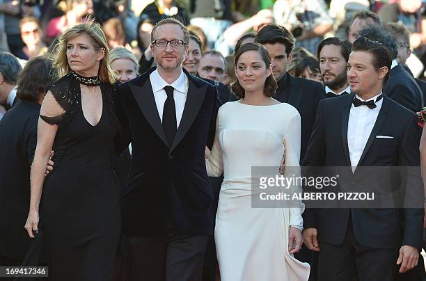 Director James Gray and his wife Alexandra Dickson , French actress Marion Cotillard and US actor Jeremy Renner arrive on May 24, 2013 for the...