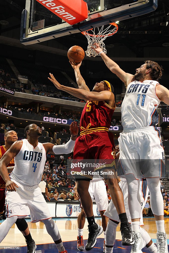 Cleveland Cavaliers v Charlotte Bobcats