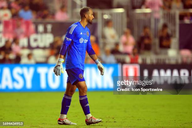 Inter Miami goalkeeper Drake Callender looks downfield during the 2023 Lamar Hunt U.S. Open Final between the Houston Dynamo on September 27, 2023 at...