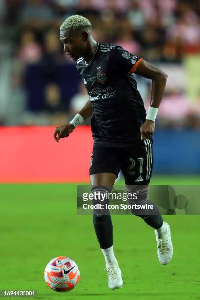 Houston forward Nelson Quinones controls the ball during the 2023 Lamar Hunt U.S. Open Final between the Houston Dynamo on September 27, 2023 at DRV...