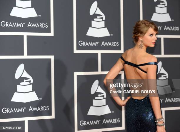 Taylor Swift arrives on the red carpet at the 52nd Grammy Awards in Los Angeles on January 31, 2010. AFP PHOTO/Gabriel BOUYS