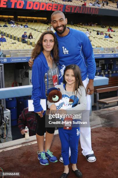Los Angeles Dodger outfielder Matt Kemp poses with fans before the game between the St. Louis Cardinals and the Los Angeles Dodgers at Dodger Stadium...
