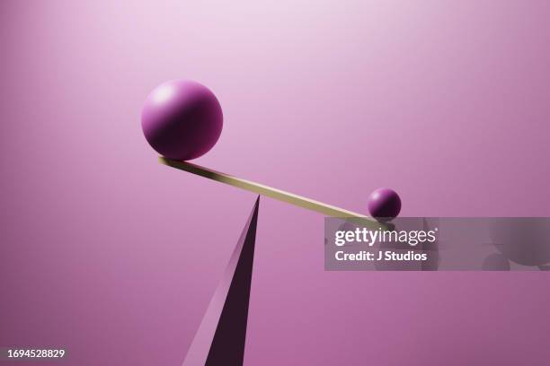 impossible balance concepts - impossible shape stock pictures, royalty-free photos & images