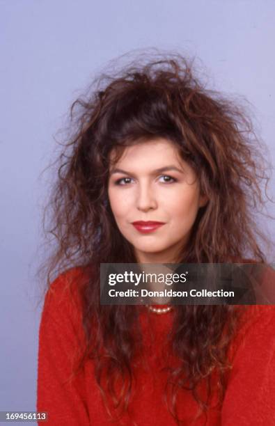 Actress Finola Hughes poses for a portrait session at home in 1986 in Los Angeles, California.