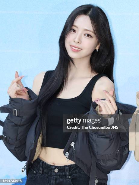 Yuna, a member of the K-pop girl group ITZY, attended the launch event for the collaboration between CANADA GOOSE, fashion designer Rok Hwang, and...