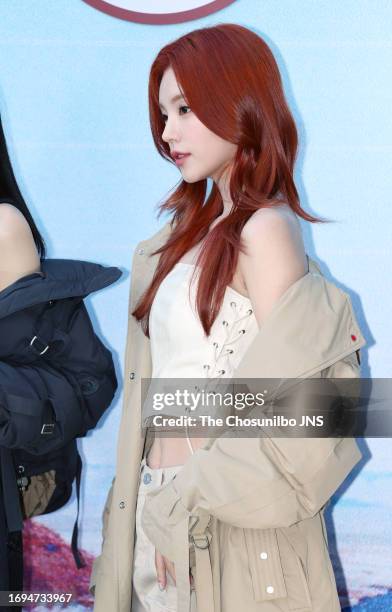 Yeji, a member of the K-pop girl group ITZY, attended the launch event for the collaboration between CANADA GOOSE, fashion designer Rok Hwang, and...