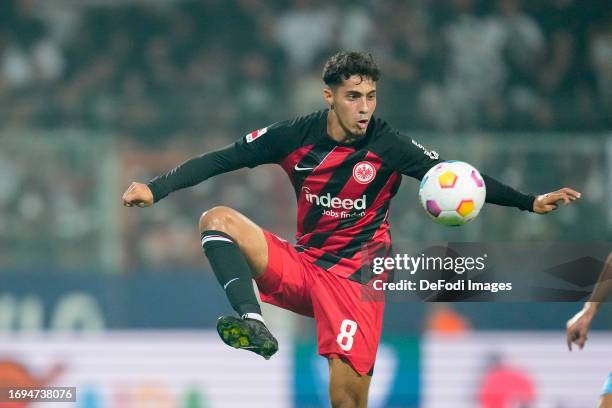 Fares Chaibi of Eintracht Frankfurt controls the ball during the Bundesliga match between VfL Bochum 1848 and Eintracht Frankfurt at Vonovia...