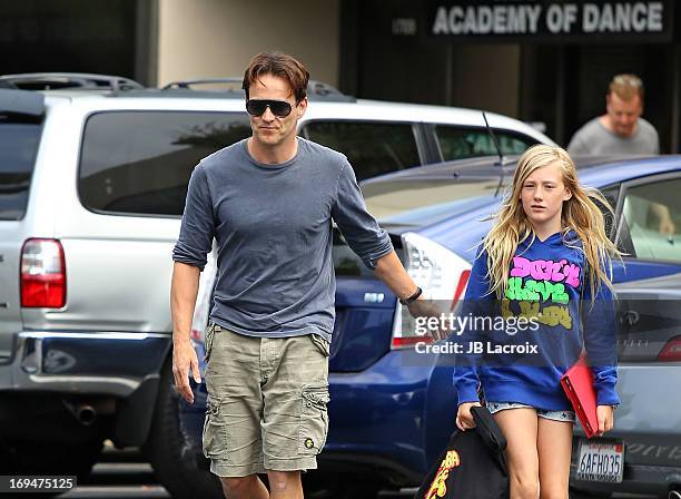 Stephen Moyer and Lilac Moyer are seen on May 25, 2013 in Los Angeles, California.