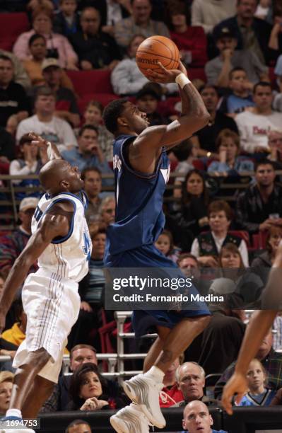 Larry Hughes of the Washington Wizards shoots a jump shot during the NBA game against the Orlando Magic at TD Waterhouse Centre on December 6, 2002...
