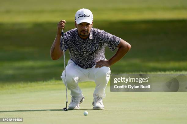Fabián Gómez of Argentina lines up a putt on the second green during the first round of the Nationwide Children's Hospital Championship at Ohio State...