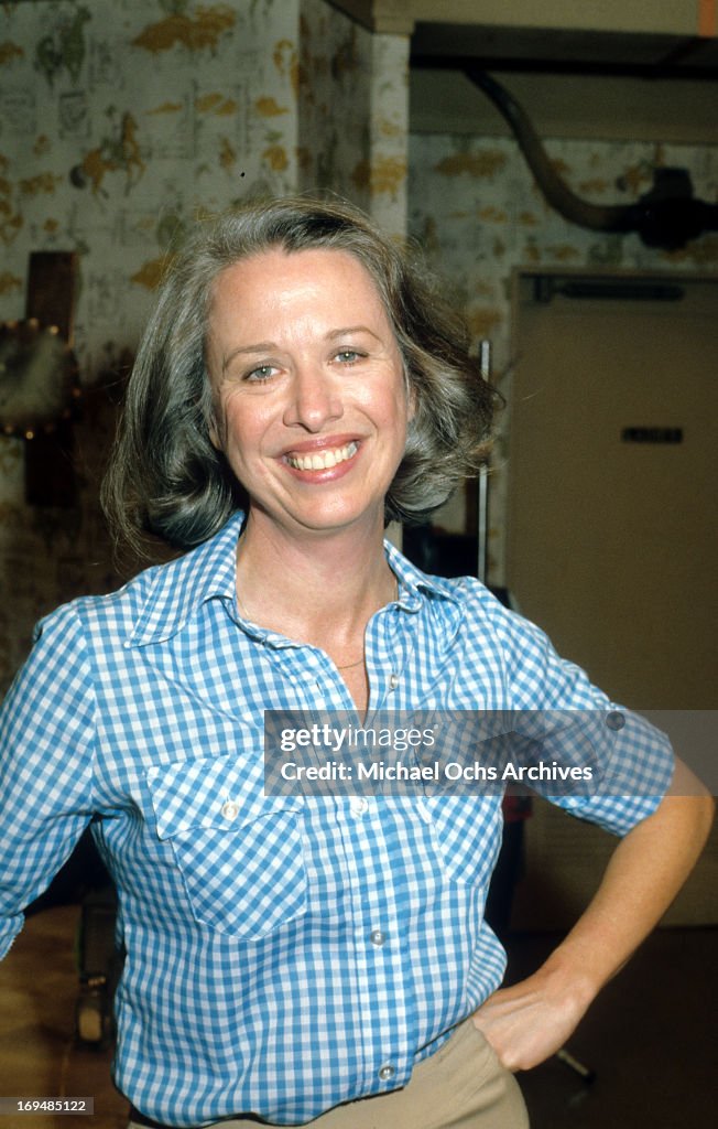 Actress Polly Holliday poses for a portrait in circa 1985. News Photo Getty Images