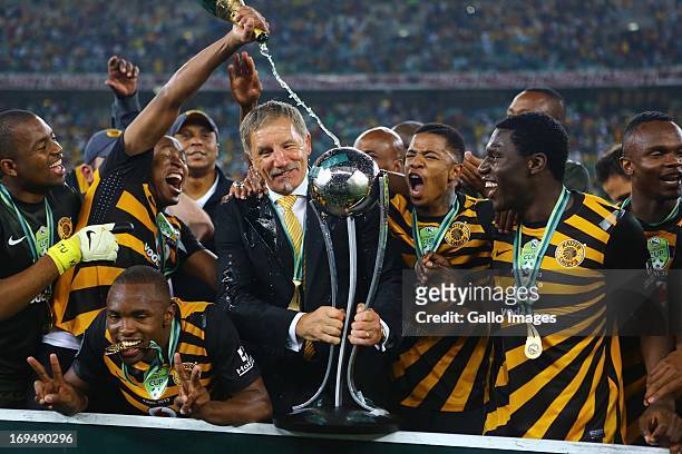 Head coach Stuart Baxter of the Chiefs celebrates with throphy and his players after the Nedbank Cup Final between SuperSport United and Kaizer...