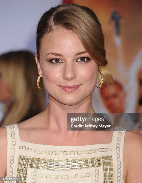 Actress Emily VanCamp arrives at the Los Angeles Premiere of "Iron Man 3" at the El Capitan Theatre on April 24, 2013 in Hollywood, California.