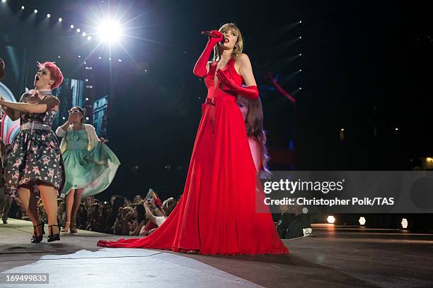 Taylor Swift, Swift plays for a sold-out crowd of more than 53,000 fans on the second of 13 North American stadium dates on The RED Tour at Cowboys...
