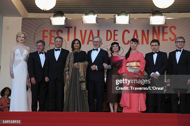 Jury members Nicole Kidman, Daniel Auteuil, Ang Lee, Vidya Balan, President of the Feature Film Jury Steven Spielberg, jury members Lynne Ramsay,...