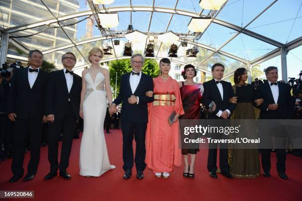 Jury members Ang Lee, Christoph Waltz, Nicole Kidman, Jury President Steven Spielberg and jury members Naomi Kawase, Lynne Ramsay, Cristian Mungiu,...