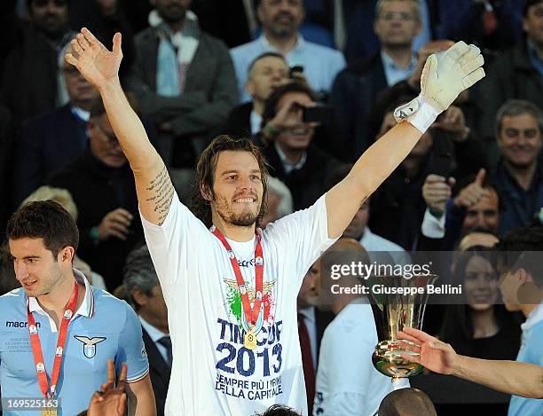 Federico Marchetti of Lazio celebrates the victory after the TIM cup final match between AS Roma v SS Lazio at Stadio Olimpico on May 26, 2013 in...