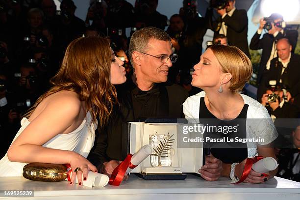 Actress Adele Exarchopoulos, Director Abdellatif Kechiche and Lea Seydoux pose with the 'Palme d'Or' for 'La Vie D'adele' at the Palme D'Or Winners...