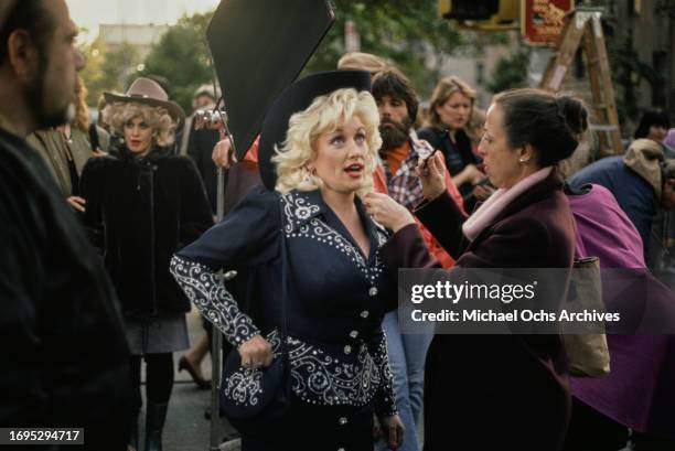 Sylvester Stallone and Dolly Parton during the filming of "Rhinestone", United States, circa 1984.