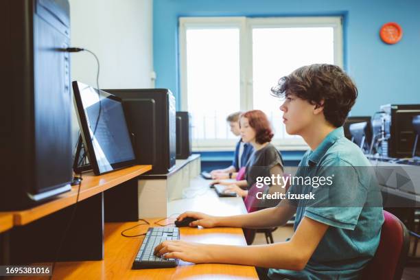491 High School Computer Coding Stock Photos, High-Res Pictures, and ...