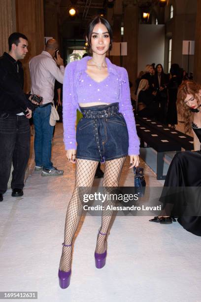 Guest attends the Philosophy By Lorenzo Serafini fashion show during the Milan Fashion Week Womenswear Spring/Summer 2024 on September 22, 2023 in...