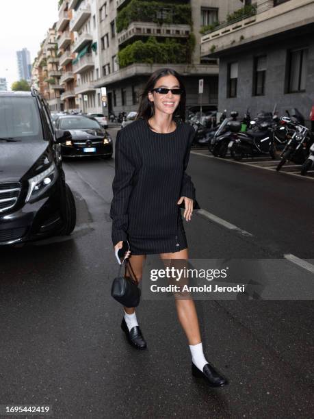 Bruna Marquezine is seen during the Milan Fashion Week - Womenswear Spring/Summer 2024 on September 22, 2023 in Milan, Italy.