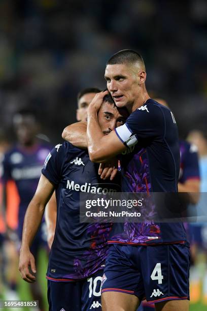 Nikola Milenkovic of ACF Fiorentina consoles Nicolas Gonzalez of ACF Fiorentina at the end of the Serie A Tim match between Frosinone Calcio and ACF...