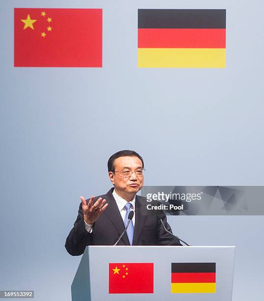 Chinese Prime Minister Li Keqiang attends a lunchtime reception for German and Chinese business representatives on May 27, 2013 in Berlin Germany. On...