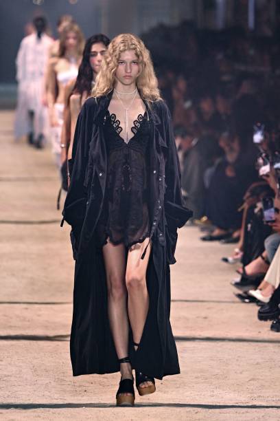 FRA: Isabel Marant : Runway - Paris Fashion Week - Womenswear Spring/Summer 2024