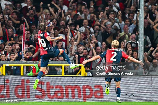 Mateo Retegui of Genoa celebrates with his team-mate Morten Thorsby after scoring a goal during the Serie A TIM match between Genoa CFC and AS Roma...