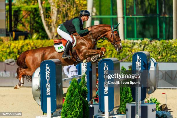 Pessoa Ridden 51 Pessoa Real Stock Photos, High-Res Pictures, and Images - Getty Images