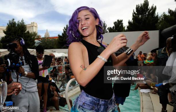 Singer Stayc Reign performs at the Liquid Pool Lounge at the Aria Resort & Casino at CityCenter on May 27, 2013 in Las Vegas, Nevada.