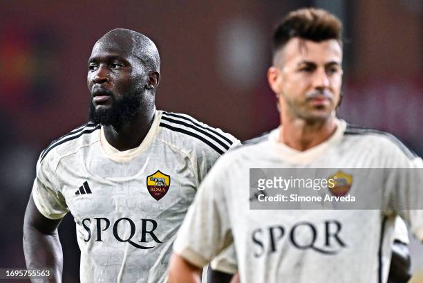 Romelu Lukaku and Stephan El Shaarawy of Roma look dejected after the Serie A TIM match between Genoa CFC and AS Roma at Stadio Luigi Ferraris on...