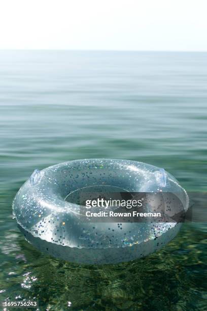 floating out to sea - see through globe stock pictures, royalty-free photos & images