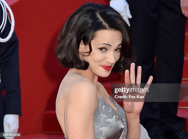 Asia Argento attends the Premiere of 'Zulu' and the Closing Ceremony of The 66th Annual Cannes Film Festival at Palais des Festivals on May 26, 2013...