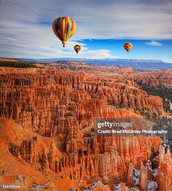 balloons over bryce canyon - bryce canyon stock pictures, royalty-free photos & images