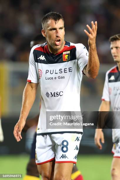 Kevin Strootman of Genoa gestures during the Serie A TIM match between US Lecce and Genoa CFC at Stadio Via del Mare on September 22, 2023 in Lecce,...