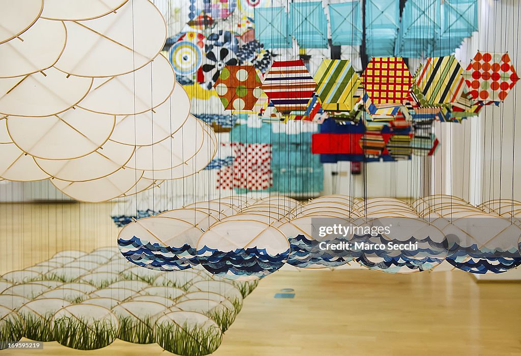 Jacob Hashimoto: GAS GIANT - The 55th International Art Exhibition - 2013 Venice Biennale