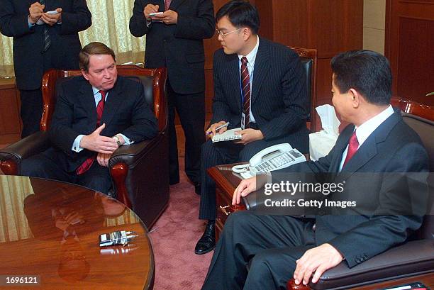 Tom Hubbard 62 South Korea Thomas Hubbard Stock Photos, High-Res Pictures, and ...
