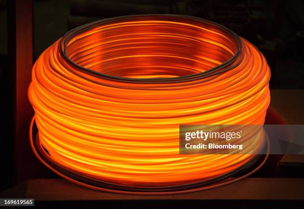 Hot Wire Rods Red Hot Iron Rod Photos and Premium High Res Pictures - Getty Images