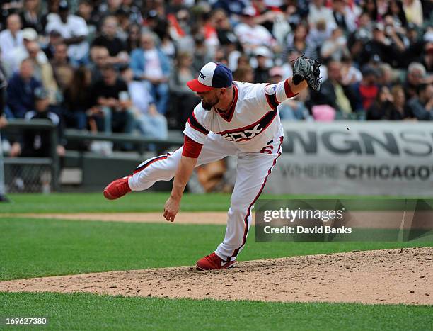 Jesse Crain of the Chicago White Sox pitches against the Miami Marlins on May 26, 2013 at U.S. Cellular Field in Chicago, Illinois.